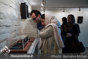 نمایشگاه زیورآلات تکتم فاضل و بهرام دشتی‌نژاد در گالری گلستان