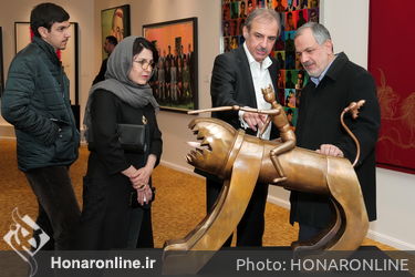 دیدار وزیر فرهنگ و ارشاد اسلامی و چهره ها از نمایشگاه هشتمین حراج تهران