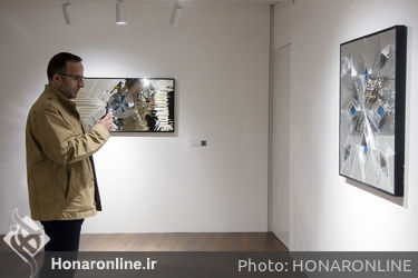نمایشگاه آثار آینه‌کاری بابک سلیمانی در گالری آرت هاب آریانا
