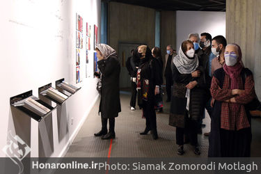 بازدید هنرمندان از نمایشگاه مهدی سحابی در موزه هنرهای معاصر