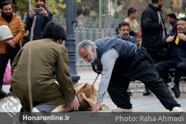 اجرای نمایش‌ «سردار بی سر» در چهل و یکمین جشنواره تئاتر فجر - پهنه رودکی