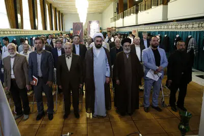 قبادی: باید پیرغلامان لباس عاشورایی را بشناسیم / احیای فرهنگ عاشورایی در مقابل تحریف دشمنان