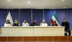 نشست خبری نمایش «پدر» در تئاتر شهر  | کیانیان: نباید برابر هم قرار بگیریم و جامعه را دوقطبی کنیم