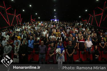 اکران سریال "مانکن"  در پردیس سینمایی کوروش