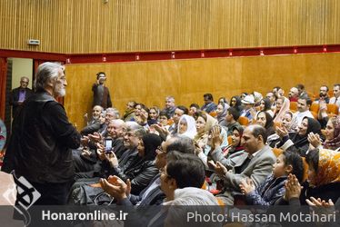 اولین  اجرای رپرتواری ازموسیقی محلی قزاقستان توسط گروه"ساری آرقا"  در فرهنگسرای نیاوران 
