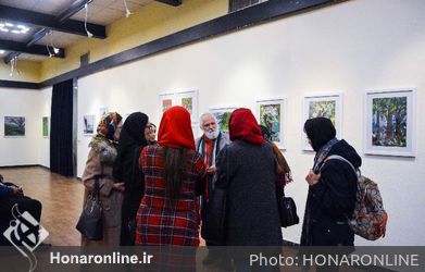 نمایشگاه نقاشی هنرجویان بهزاد شیشه‌گران در نگارخانه دانشجو