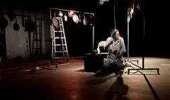 «مرد» به روایت احمدخانی | جانبازی میان مرز خیال و واقعیت در آسایشگاه اعصاب  و روان