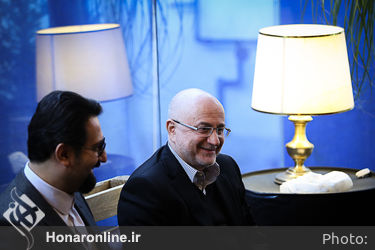 تقدیر هنرمندان تئاتر از علی مرادخانی در کافی شاپ خانه کتاب دانشگاه