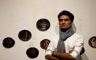 نگاه به جامعه زنان با دو شیوه متفاوت / روایت صادق فرهادیان از نمایشگاه نقاشی 