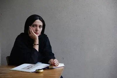 جشنواره فجر به عنوان ویترین سینمای ایران اتفاقی مهم و جذاب است / یلدا جبلی از تجربه ساخت "جمشیدیه" می‌گوید
