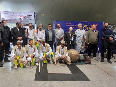 بازدید مدیران هنرهای نمایشی و معاونت فرهنگی اجتماعی مترو از نمایشی در ایستگاه تئاتر شهر
