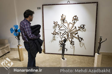نمایشگاه مجسمه‌ های عارف رودباری در گالری کاما