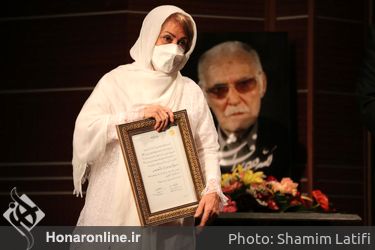 افتتاحیه نمایشگاه هنرهای سنتی در فرهنگستان هنر
