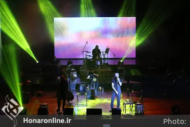 کنسرت گروه "دنگ شو" در تالار وحدت