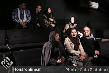عارف - مرادخانی - مازنی  -شفیعی  به تماشای نمایش "فصل بهارنارنج" با نقش‌آفرینی هنرمندان نابینا نشستند