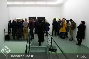 نمایشگاه عکس‌های نیکی کریمی در گالری اعتماد باغ نگارستان