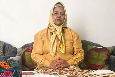 توصیه یک مشاور خانواده درباره دوخت‌های سنتی و سوزن‌دوزی‌ |‌ نقش هنر در کاهش تنش‌های خانوادگی و اجتماعی