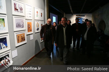 بازدید احمد مسجدجامعی از نهمین جشنواره هنرهای تجسمی فجر‎