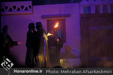نمایش روشنای شب تار در بوستان ولایت
