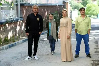 آنونس فیلم "آینه بغل" با بازی محمدرضا گلزار و جواد عزتی