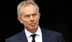 دیکتاتورها و توریست‌ها در یک اپرا گردهم می‌آیند / زندگی مردی که می‌خواست ستاره موسیقی پاپ شود اما یک میلیونر جنگ طلب شد