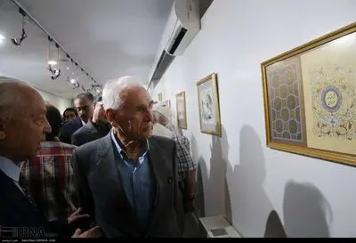 Artist Mohammad Bahrami honored in Tehran
