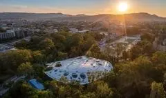 معمار ژاپنی موزه موسیقی بوداپست را با سقفی مواج طراحی کرد