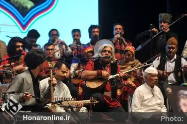 رونمایی ارکستر موسیقی نواحی ایران همراه با نظامی خوانی 