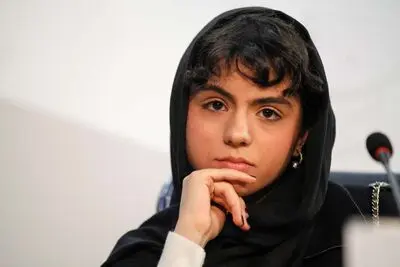 برای رسیدن به نقشم در «کت چرمی» با افراد معتاد در ارتباط بودم
