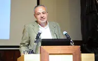 هنرمند نیاز به حامی دارد / در زمینه اقتصاد هنر بد عمل کرده‌ایم / روایت محمدحسن ملک مدنی از نمایش گنجینه آثارش در موزه ملی ایران 