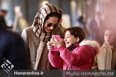 حضور اهالی فرهنگ و هنرمندان پای صندوق رای تالار وحدت