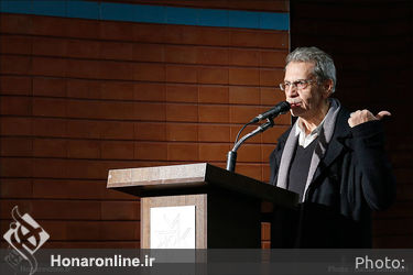 رونمایی از ماهنامه فرهنگی هنری آنگاه در خانه هنرمندان