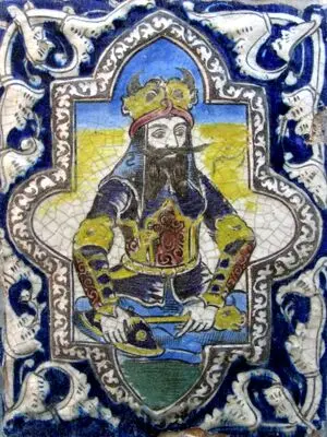 نمونه ای از کاشی های موزه مقدم