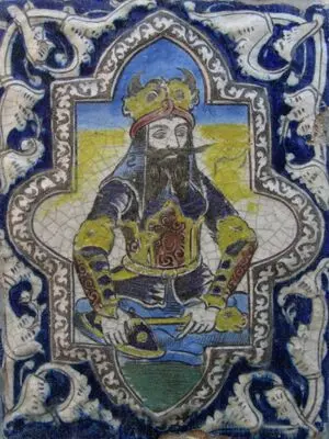 نمونه ای از کاشی های موزه مقدم