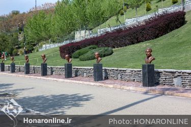 نصب سردیس شهدا در بوستان جوانمردان