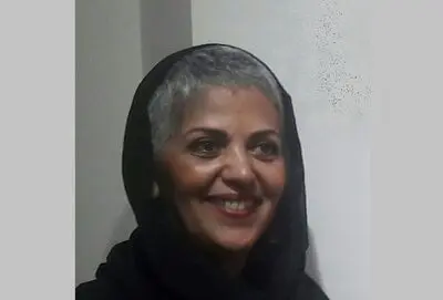 نگاهی به مشترکات انسان و کلاغ /  روایت رفیعه هزاره از نمایشگاه "گستره‌ کلاغ" در گالری افرند