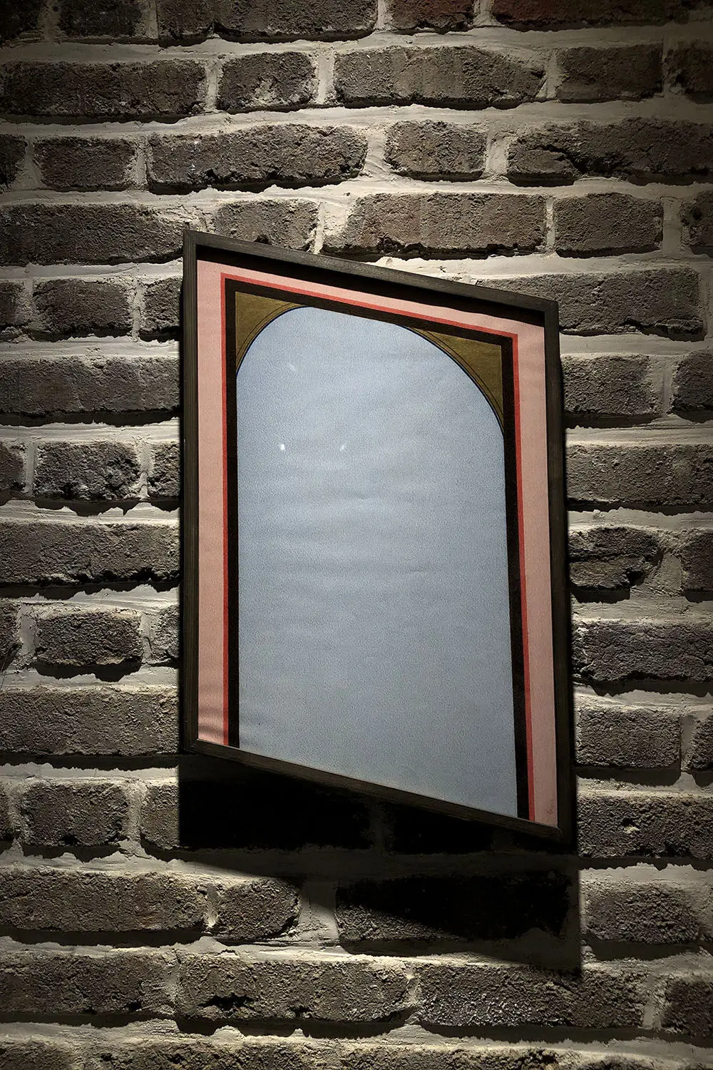 ‎اولین نمایش در مکان جدیدِ این/جا