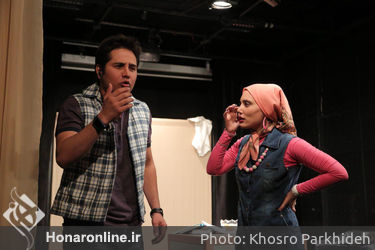 اجرای نمایش "1417" در خانه نمایش