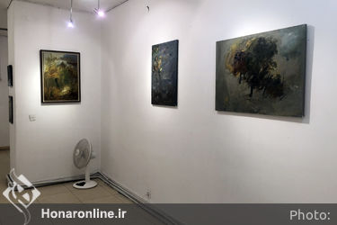 نمایشگاه نقاشی ابراهیم اکبری‌گرز در گالری هفت ثمر