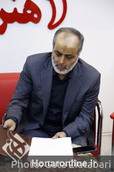 امضای تفاهم‌نامه همکاری میان "هنرآنلاین" و خبرگزاری "آپا" از آذربایجانی