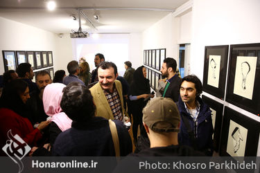 افتتاحیه نمایشگاه طراحی و چیدمان فرشید پارسی‌کیا در گالری دنا