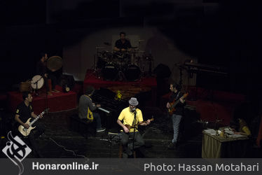 کنسرت گروه نیوش در فرهنگسراي نياوران