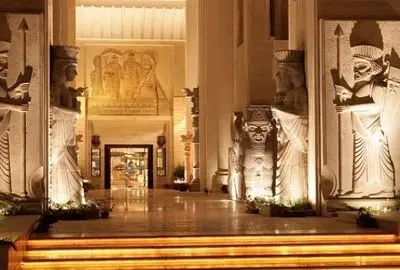 تعامل معماری و صنعت توریسم / روایت متفاوت از معماری هتل‌ها در ایران