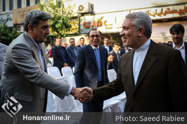 رونمایی از تابلوی گذر صنایع دستی تهران در  روز جهانی صنایع دستی