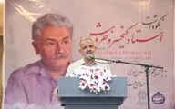 سید حسن خمینی: احترام به کرامت انسان و روح دینداری در آثار استاد خروش هویداست /  مسجد جامعی: استاد خروش باعث سرافرازی ایرانیان است