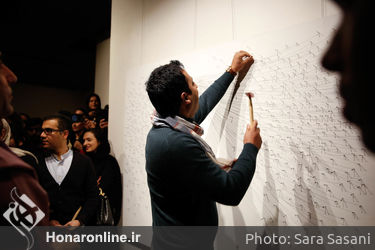 رونمایی از اثر بزرگمهر حسین پور در گالری آس