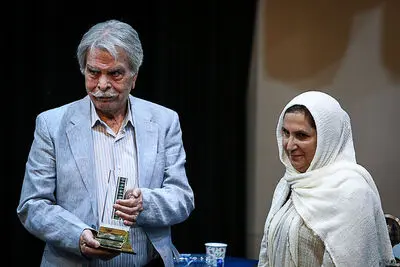 تجلیل از یک صدای ماندگار / "ستاره ناهید" رونمایی شد