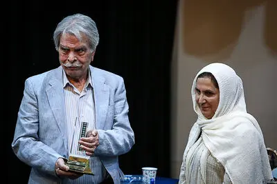 تجلیل از یک صدای ماندگار / "ستاره ناهید" رونمایی شد