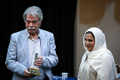تجلیل از یک صدای ماندگار / "ستاره ناهید" رونمایی شد