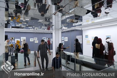 نمایشگاه اکبر نیکان پور در گالری ثالث